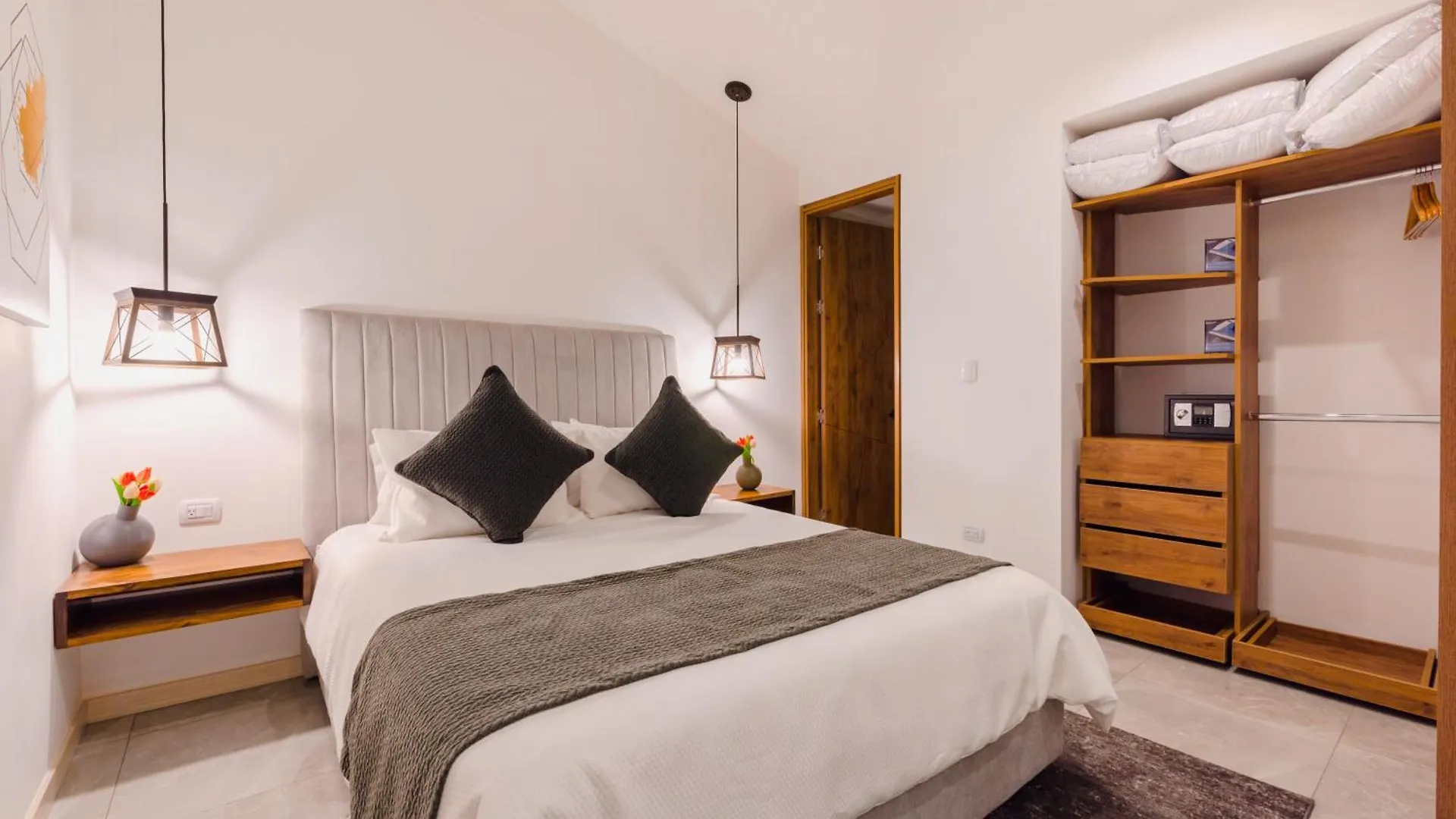 Apartment Cal Suites, Aptos Equipados En La Mejor Zona De Granada En Cali - Colombia