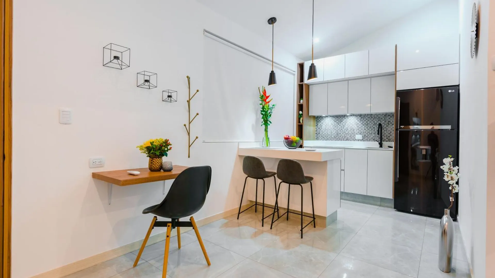 Cal Suites, Aptos Equipados En La Mejor Zona De Granada En Cali - Colombia